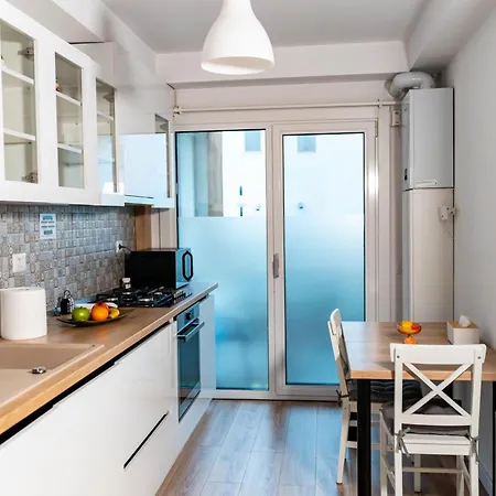 Aparthotel Vanguard De Lux