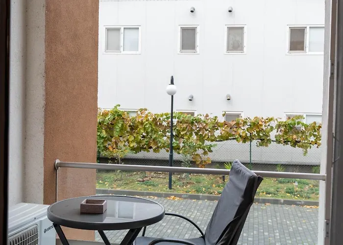 Vanguard De Lux Aparthotel Craiova